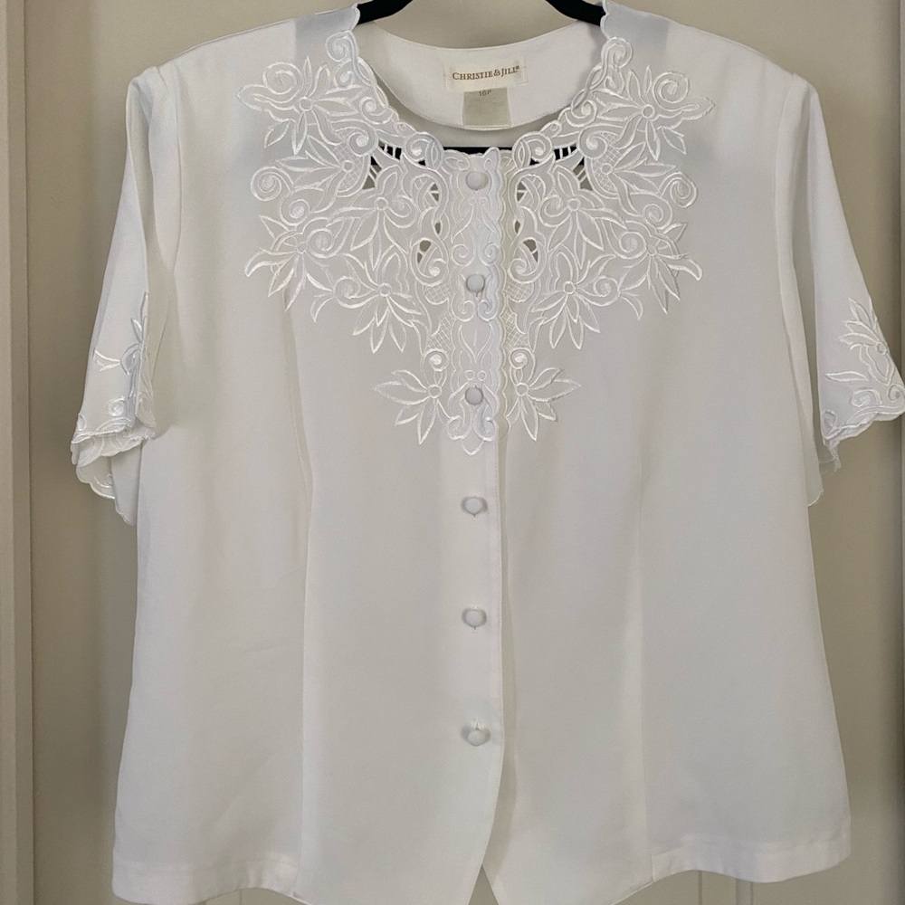 Vintage White Short Sleeve Embellished Blouse with Bib Collar